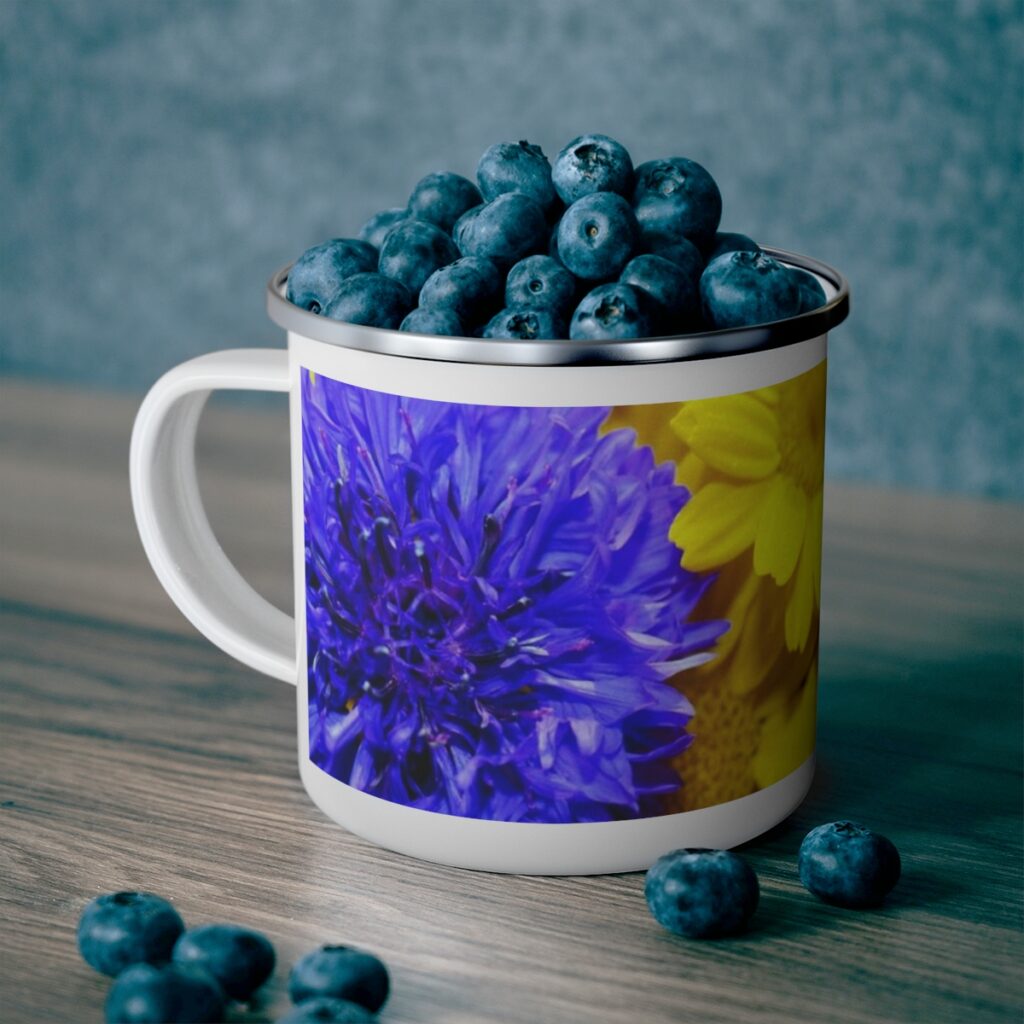 enamel camping mug “Blue-yellow daisies”