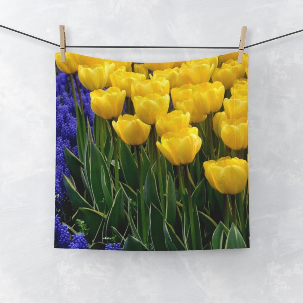 face towel “Blue-yellow tulips”